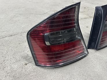 bmw 3 e46: Комплект стоп-сигналов Subaru 2004 г., Б/у, Оригинал, Япония — 2