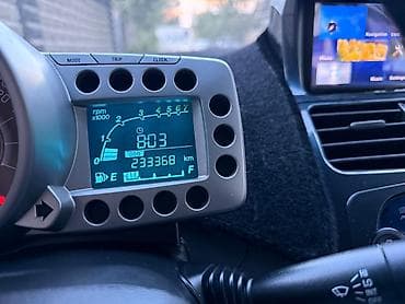 шваралет авио: Chevrolet Spark: 2012 г., 1 л, Автомат, Бензин, Хэтчбэк — 9