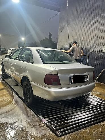 афто расрочка: Audi A4: 1996 г., 1.8 л, Механика, Бензин, Седан — 7