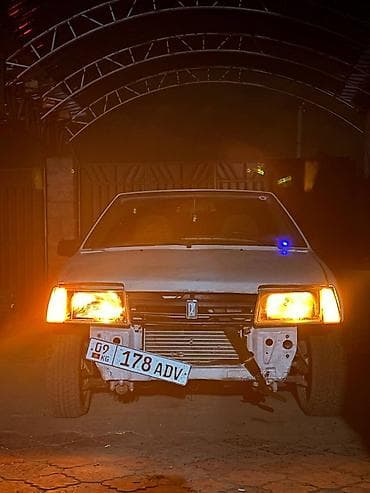 ВАЗ (ЛАДА) 2109: 1998 г., 1.5 л, Механика, Бензин, Хэтчбэк