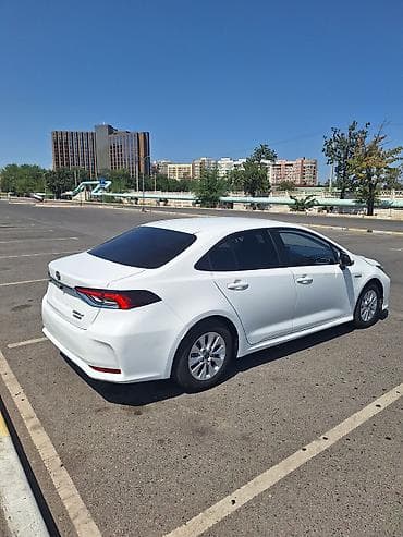 corolla 2004: Toyota Corolla: 2023 г., 1.8 л, Вариатор, Гибрид, Седан — 6