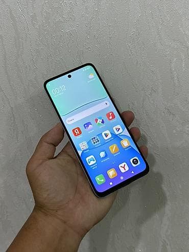 серый холодильник: Redmi, Redmi 13, Б/у, 256 ГБ, цвет - Голубой, 2 SIM — 2