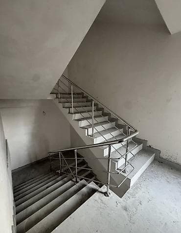 радом: 1-комнатная квартира восток-5.Центральное отопление.51м. Можно — 8