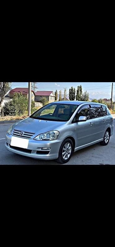 Toyota Ipsum: 2005 г., 2.4 л, Автомат, Бензин, Минивэн
