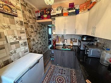 4 комнатный квартиры: 2 комнаты, 426 м², 105 серия, 4 этаж, Косметический ремонт — 6