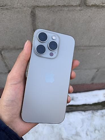 IPhone 15 Pro, Б/у, 128 ГБ, Natural Titanium, Зарядное устройство, Чехол, 87 %
