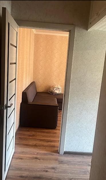 Квартиры: Сдается 1‑комнатная квартира в 7‑м микрорайоне, этаж 4 из 4 — 3