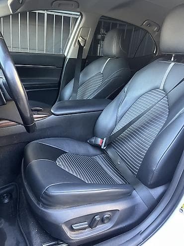 toyota 105: Toyota Camry: 2019 г., 2.5 л, Автомат, Бензин, Седан — 6