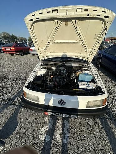 Volkswagen Passat Variant: 1990 г., Ручные, Бензин, Универсал