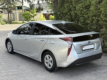 капот на приус: Toyota Prius: 2016 г., 1.8 л, Вариатор, Гибрид, Лифтбек — 3