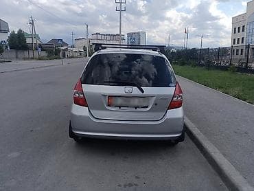 Honda Fit: 2002 г., 1.3 л, Автомат, Бензин, Хэтчбэк — 6