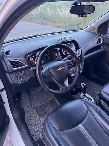 авто до 6000 долларов: Chevrolet Spark: 2020 г., Бензин, Хэтчбэк — 8