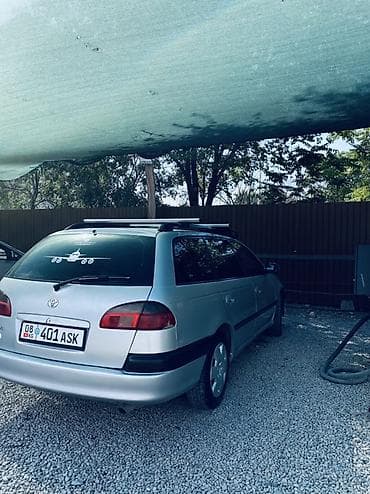 trunk q: Toyota Avensis: 2001 г., 1.8 л, Механика, Бензин, Универсал — 3
