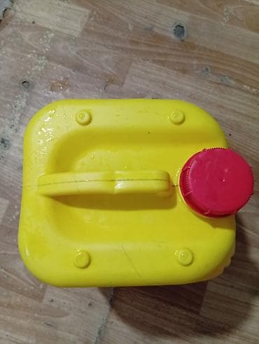 пет бутылки: Канистра — 3