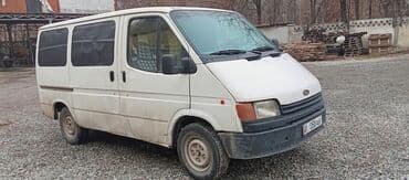 вакумный упаковка: Ford Transit: 1990 г., 2 л, Механика, Бензин, Фургон — 3