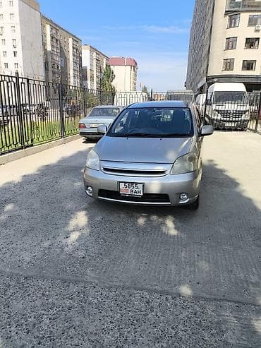 Toyota Raum: 2003 г., 1.5 л, Автомат, Бензин, Минивэн