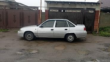 дело некся: Daewoo Nexia: 2010 г., 1.6 л, Механика, Бензин, Седан — 4