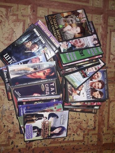 набор фишек для покера: (г.Шопоков)Диски много разных — 4