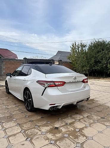 Toyota Camry: 2020 г., 2.5 л, Автомат, Бензин, Седан — 5
