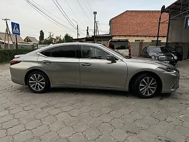 фары rx350: Lexus ES: 2018 г., 2.5 л, Вариатор, Гибрид, Седан — 5