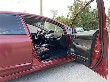8: Honda Civic: 2007 г., 1.8 л, Автомат, Бензин, Седан — 6