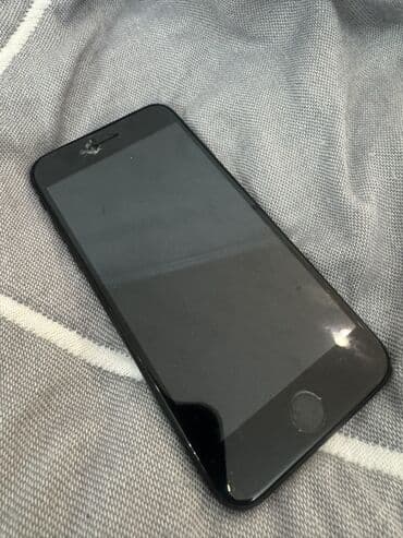 iphone трещина: IPhone 7, Б/у, Jet Black — 1