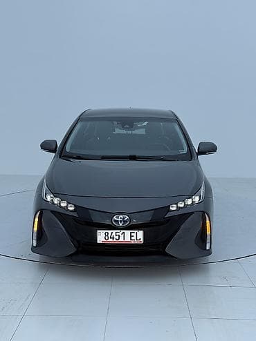 Toyota Prius: 2020 г., 1.8 л, Вариатор, Гибрид, Хэтчбэк