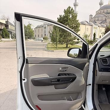Транспорт: Kia Carnival: 2020 г., 2.2 л, Автомат, Дизель, Минивэн — 3