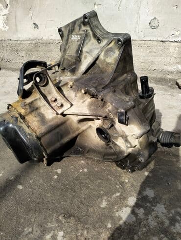 кулиса механика: Коробка передач Механика Mazda 1990 г., Б/у, Оригинал — 4