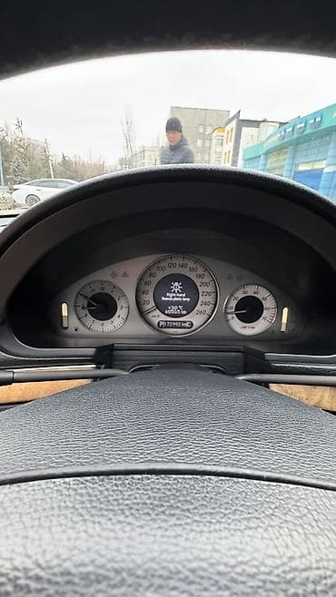 машины до 100к: Mercedes-Benz E-Class: 2008 г., 3.5 л, Автомат, Бензин, Седан — 8