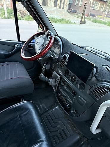 mercedesbenz glb: Mercedes-Benz Спринтер: 2004 г., 2.7 л, Механика, Дизель, Бус — 7