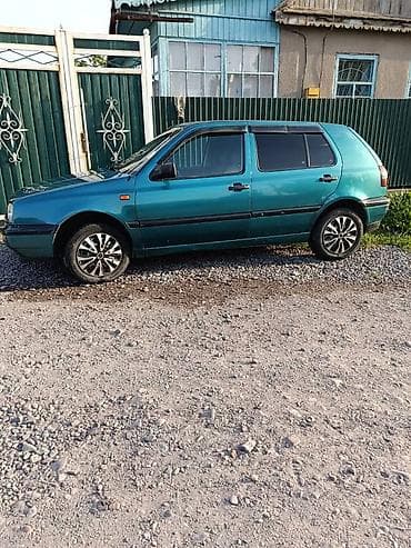 Транспорт: Volkswagen Golf: 1993 г., 1.8 л, Механика, Бензин, Хэтчбэк — 8