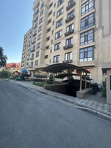 56: 2 комнаты, 79 м², Уметалиева/Фрунзе Элитка, 2 этаж, Дизайнерский ремонт — 1