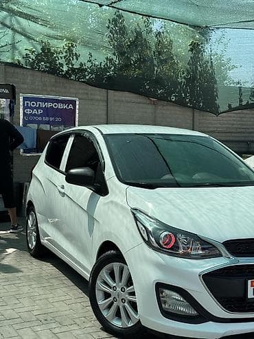 Транспорт: Chevrolet Spark: 2019 г., 1 л, Вариатор, Бензин, Седан — 7