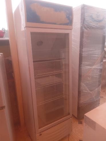 холодильник буушный: Холодильное торговое оборудование В комплекте: - Витрина холодильная — 2