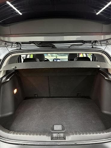 машина срочно продаю: Chevrolet Tracker: 2022 г., 1.3 л, Автомат, Бензин — 8