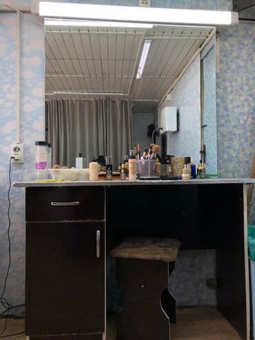 офисный кресло б у: Доброго дня! Продается салонная мебель б/у!! Можно и для дома. В — 3