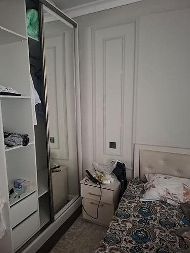 продаю 4 ком квартиру: 2 комнаты, Собственник, С мебелью полностью — 3