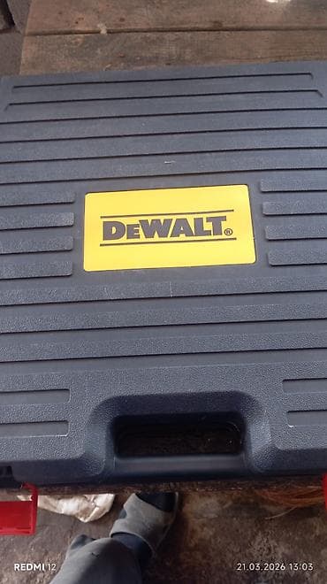 Балталар: Набор аккумуляторного инструмента DeWALT XR в кейсе Состав комплекта — 2