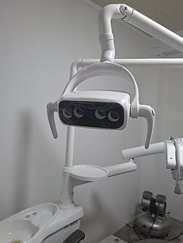 дордой одежды: Стоматологическая установка с верхней подачей инструментов и — 1