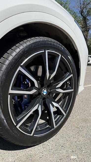 range rover discovery: BMW X7: 2021 г., 3 л, Автомат, Бензин, Внедорожник — 6