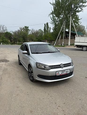 Продажа авто: Volkswagen Polo: 2011 г., 1.6 л, Механика, Бензин, Седан — 2