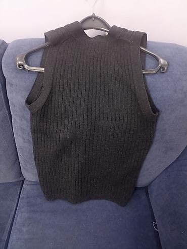 hand: Трикотажные жилеты — 4