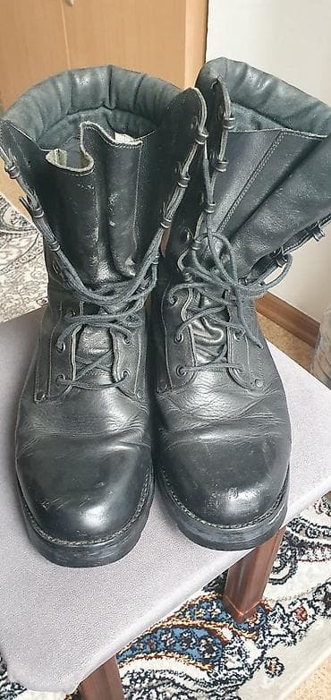 турецкие ботинки мужские: Продам кожаные берцы в хорошем состоянии, размер 43, производство — 1