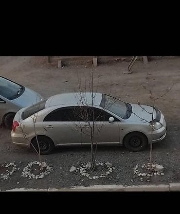 Toyota Avensis: 2003 г., 1.8 л, Автомат, Бензин, Седан