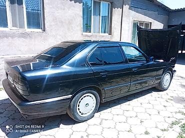 лобовое g05: BMW 5 series: 1988 г., 2 л, Механика, Бензин, Седан — 3