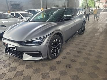 Продажа авто: Kia EV6: 2023 г., Электромобиль, Хэтчбэк — 2