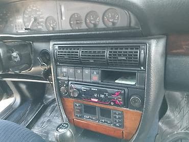 аудио техника: Audi 100: 1993 г., 2.8 л, Механика, Бензин, Седан — 4