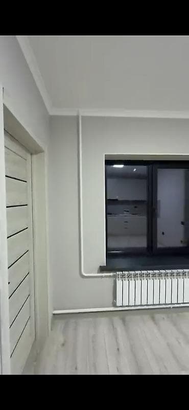 дом в токмаке: Новопавловка. Кыргызстан көчөсү - 57. Жаңы 2 кабаттуу үй. Прихожка — 3