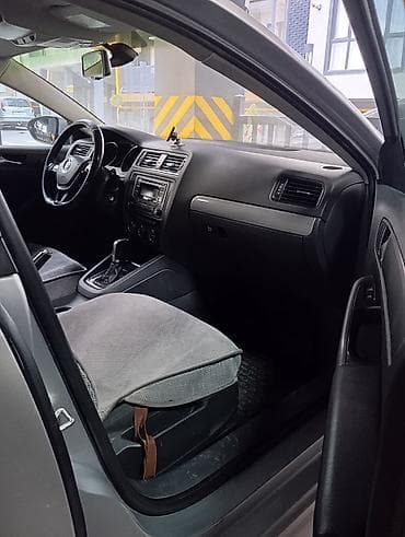 vossen 16: Volkswagen Jetta: 2016 г., Автомат, Седан — 2